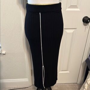 ZARA Black Ribbed Knit Skirt